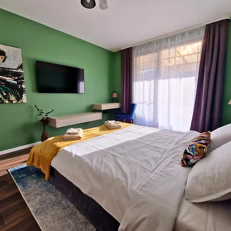 By The Pool #7 Apartment *